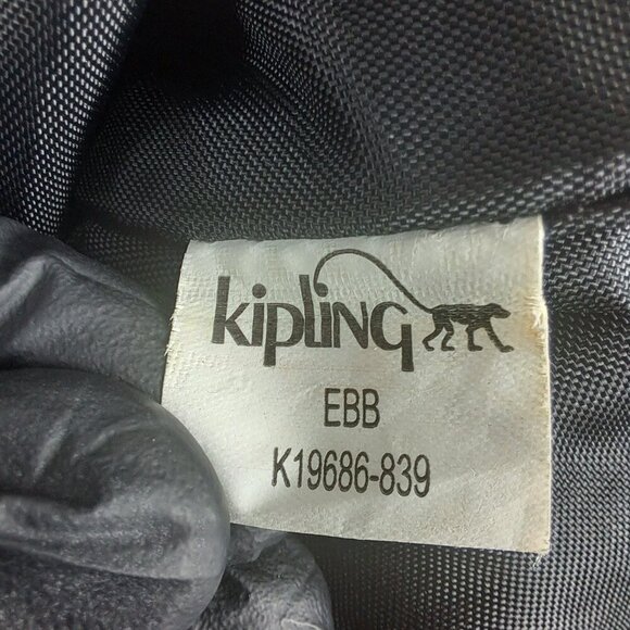 Kipling washing gray buckle crossbody Bag - Lightweight Nylon - Pre-Owned - Picture 9 of 16